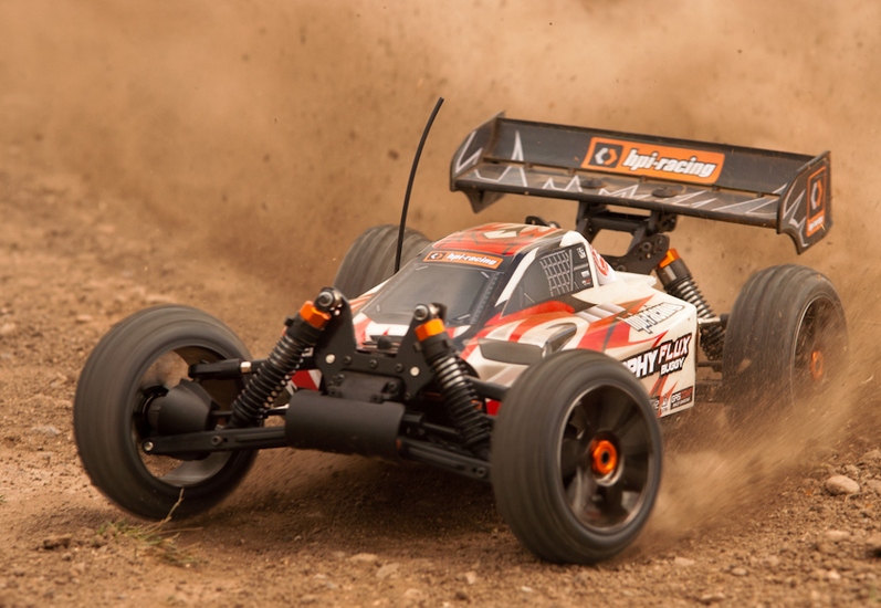  1/8  - Trophy Buggy Flux RTR 2.4GHz