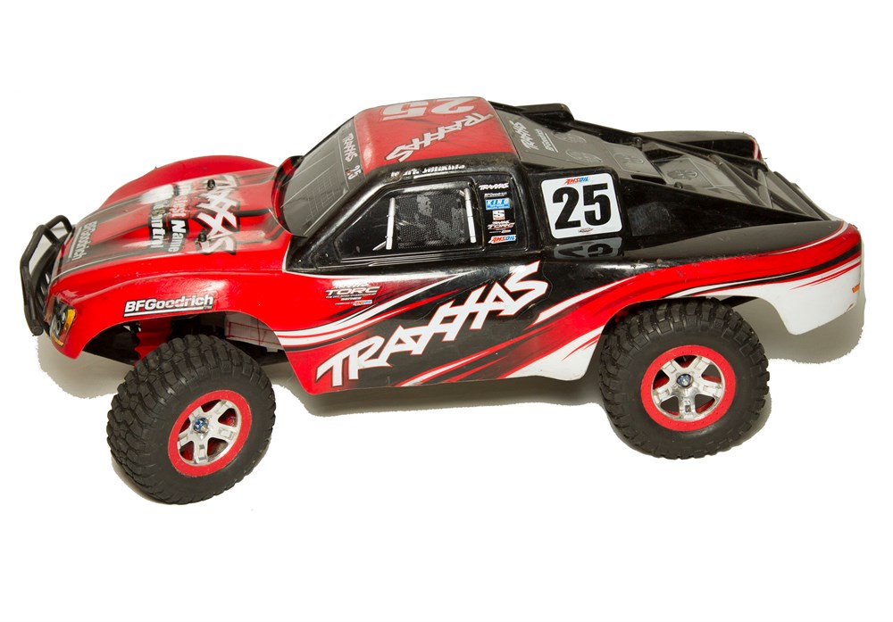   TRAXXAS SLASH 4*4  1:10