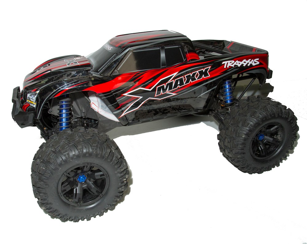   TRAXXAS X-MAXX 1:7