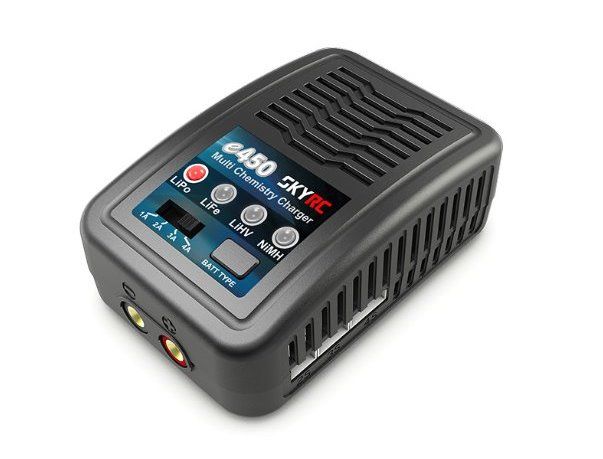    SkyRC E450 (220V, 50W; LiPo/LiFe/LiHV:2-4S; NiMH:6-8S; C:1/2/3/4A)